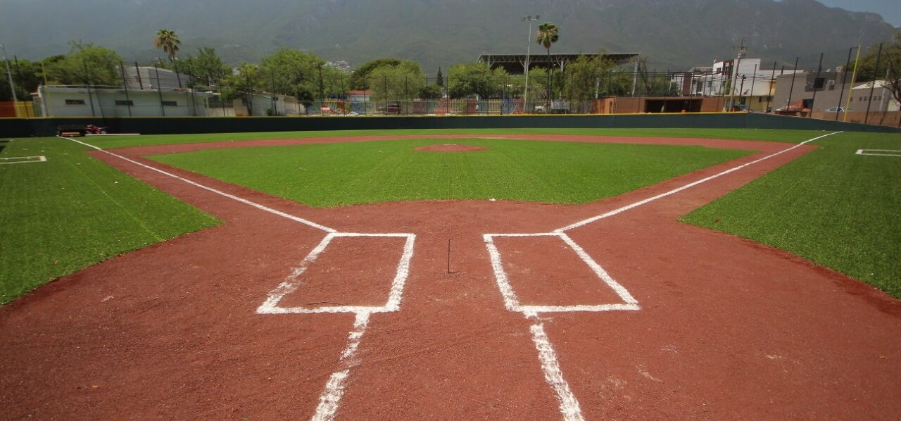 Inauguran renovado Parque de Beisbol Sierra Madre