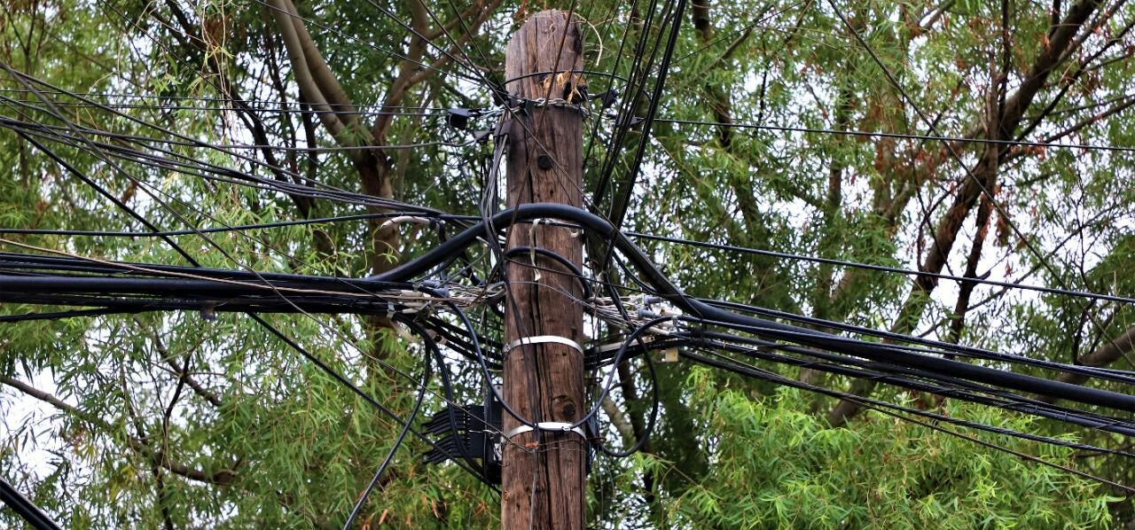 Bajarán cables en Antiguo San Agustín