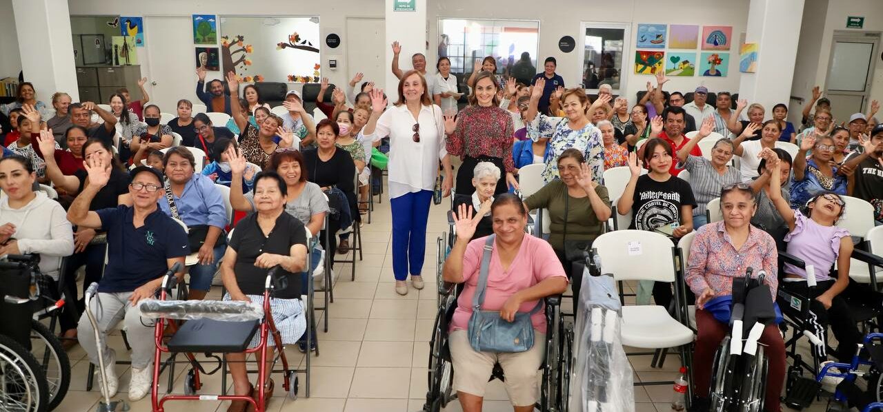 Apoya San Pedro a adultos mayores con aparatos funcionales 