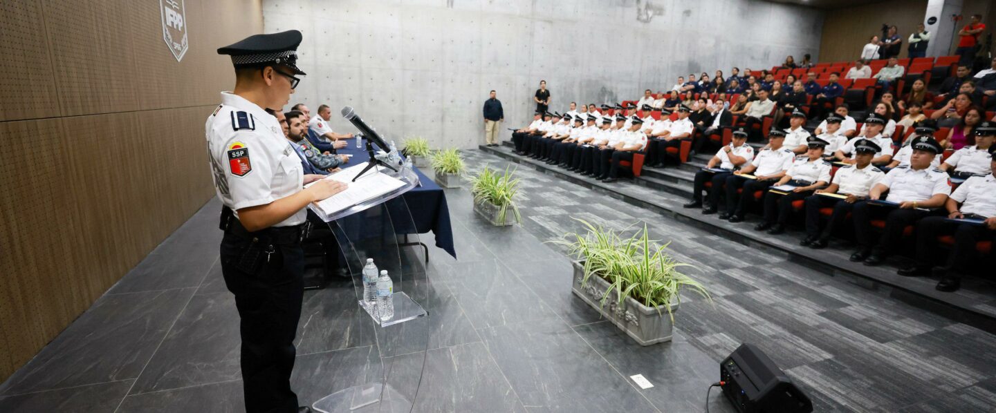 Se gradúan 32 nuevos policías para reforzar la seguridad en San Pedro
