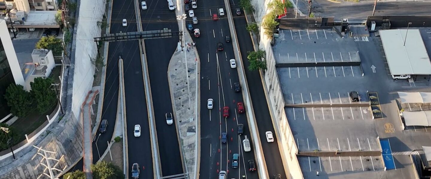 San Pedro prueba carril de contraflujo hacia el Túnel con resultados positivos
