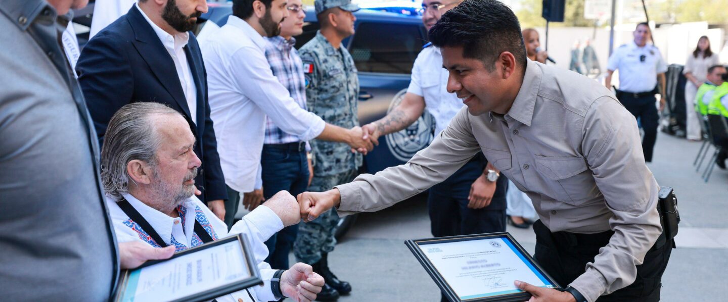 Reconoce Alcalde de San Pedro a policías por trayectoria y acciones