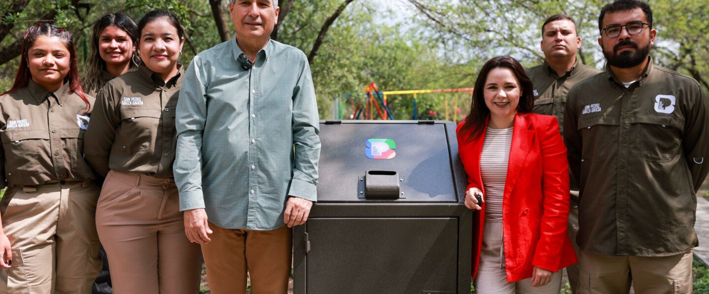 Instala San Pedro botes de basura anti osos en parques de montaña