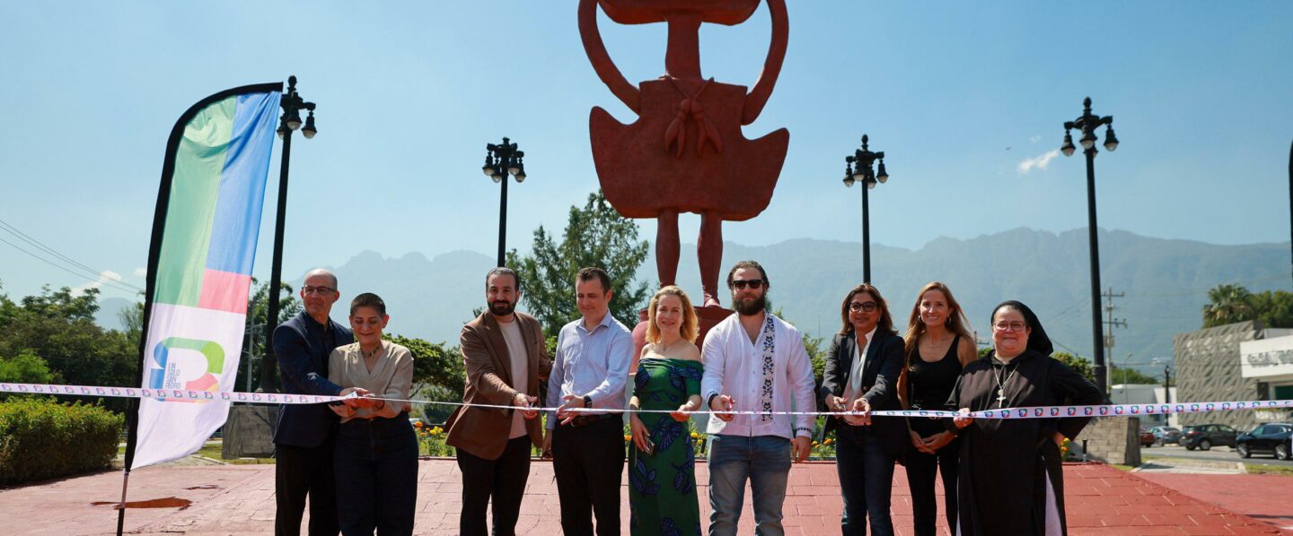 Niña Cangrejo, el nuevo símbolo cultural que conecta a San Pedro y Monterrey