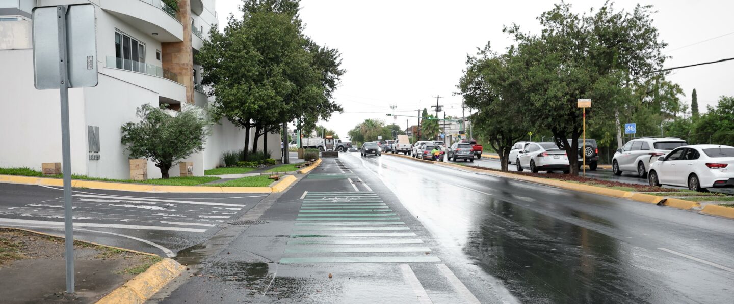 Retira San Pedro ciclovía en Avenida Alfonso Reyes