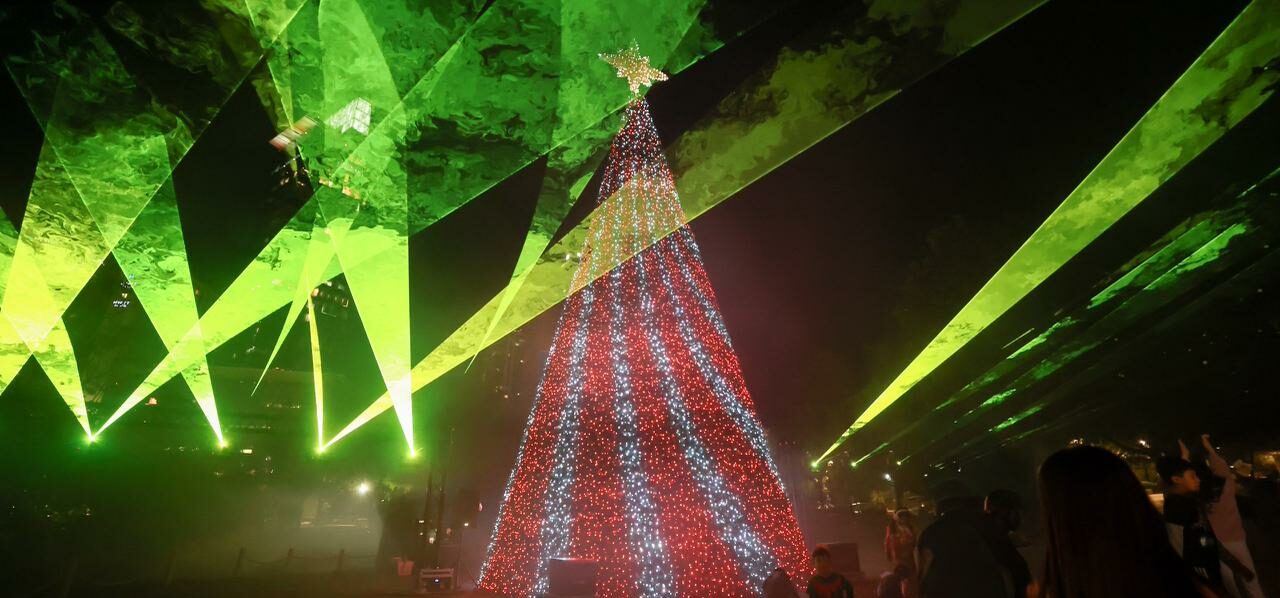 Invita San Pedro a disfrutar en familia espectáculo navideño de láseres en Parque Rufino Tamayo