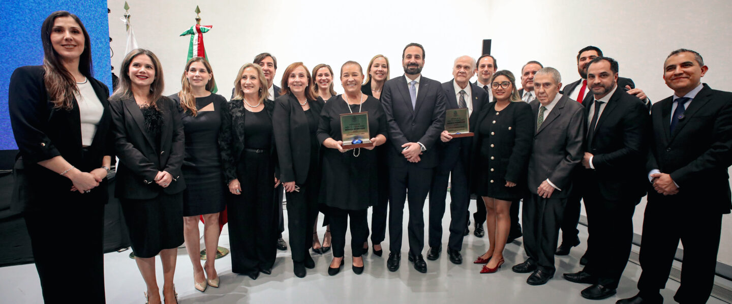 Entrega San Pedro la Medalla al Mérito Ciudadano Mónica Rodríguez
