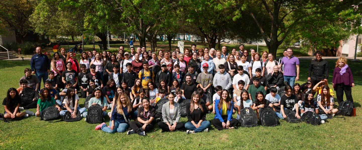 Impulsa San Pedro aprendizaje del inglés con becas para la comunidad