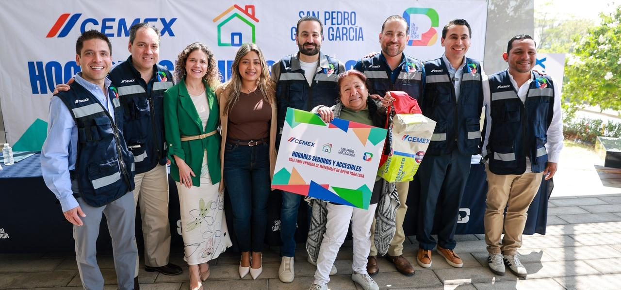 Firma San Pedro convenio con CEMEX para mejorar viviendas de 200 familias