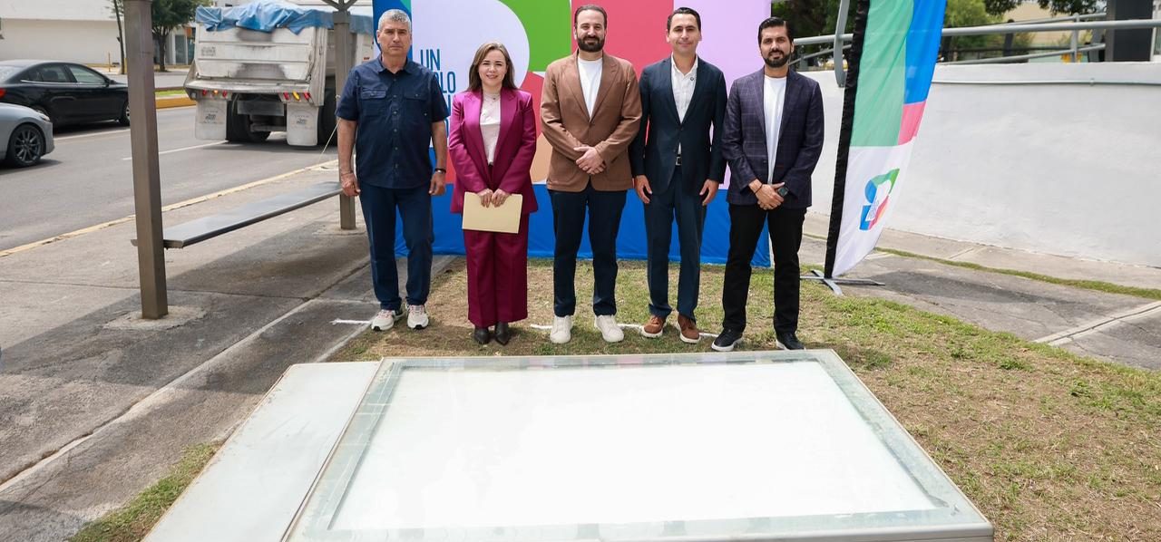 Elimina San Pedro todos los mupis de la vía pública